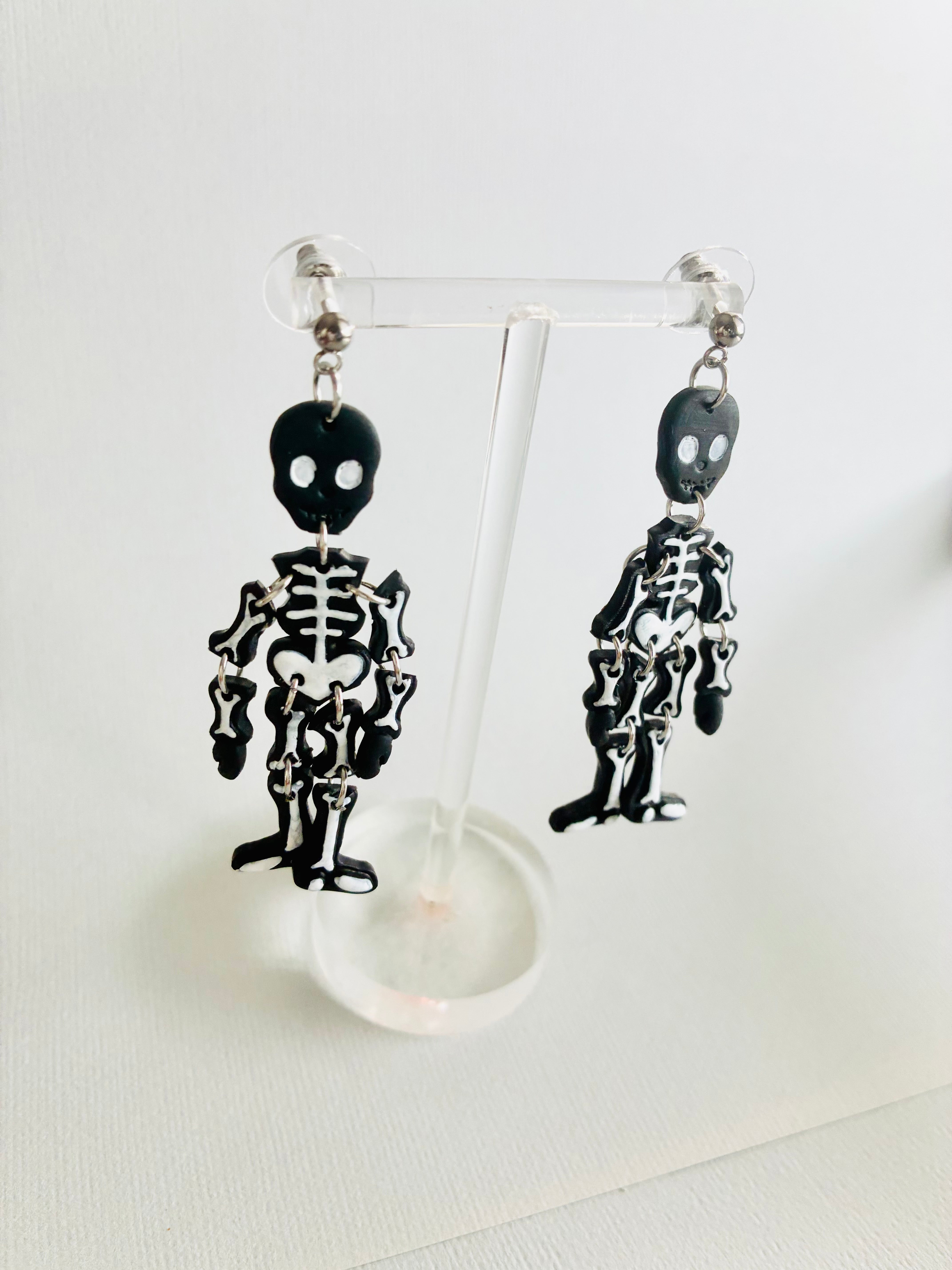 Spooky skeleton Earrings