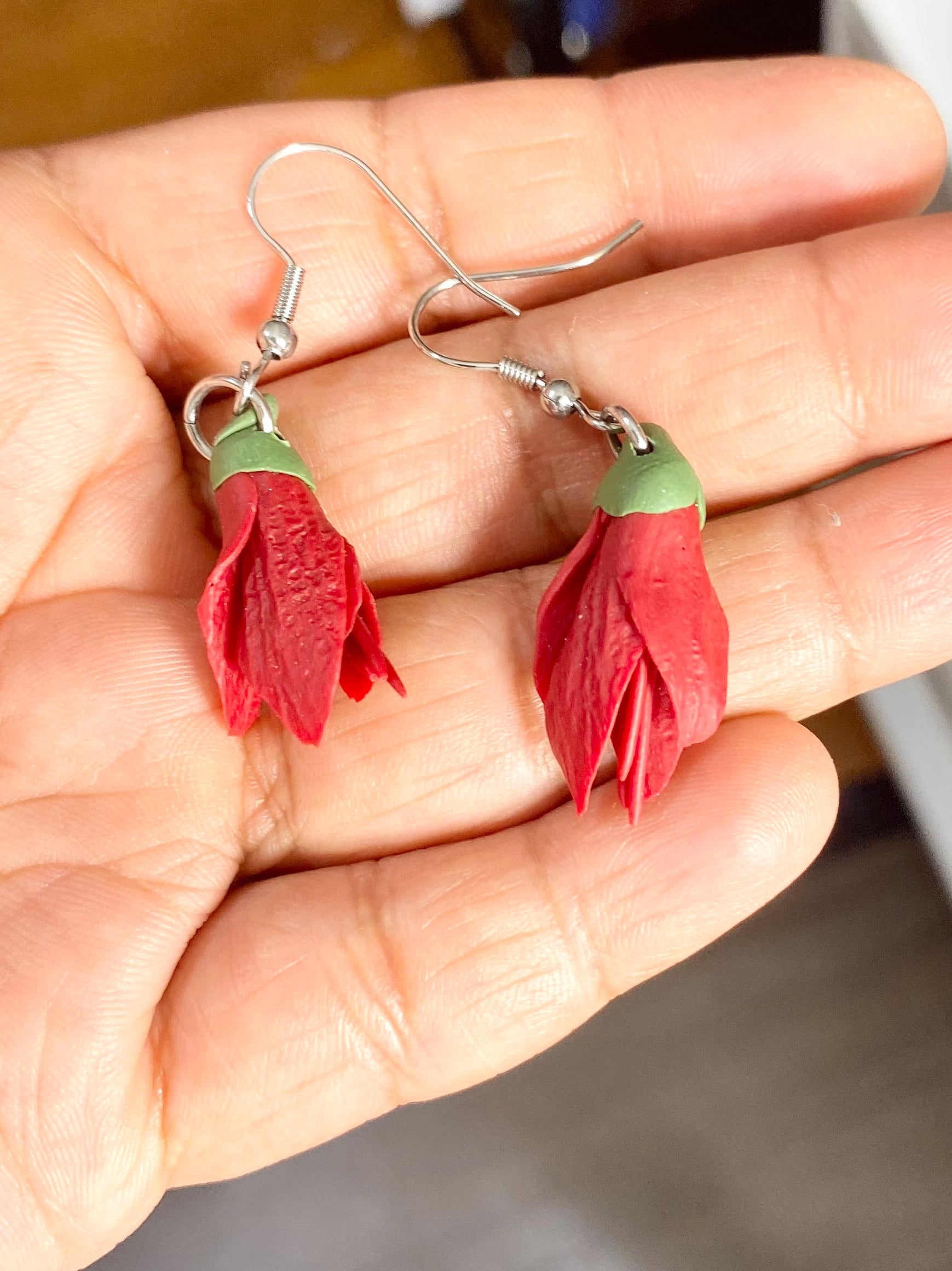 Kakabeak Earrings