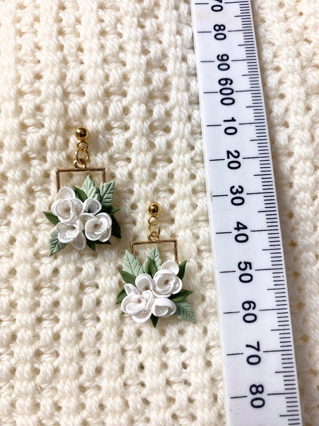 White flowers Earrings