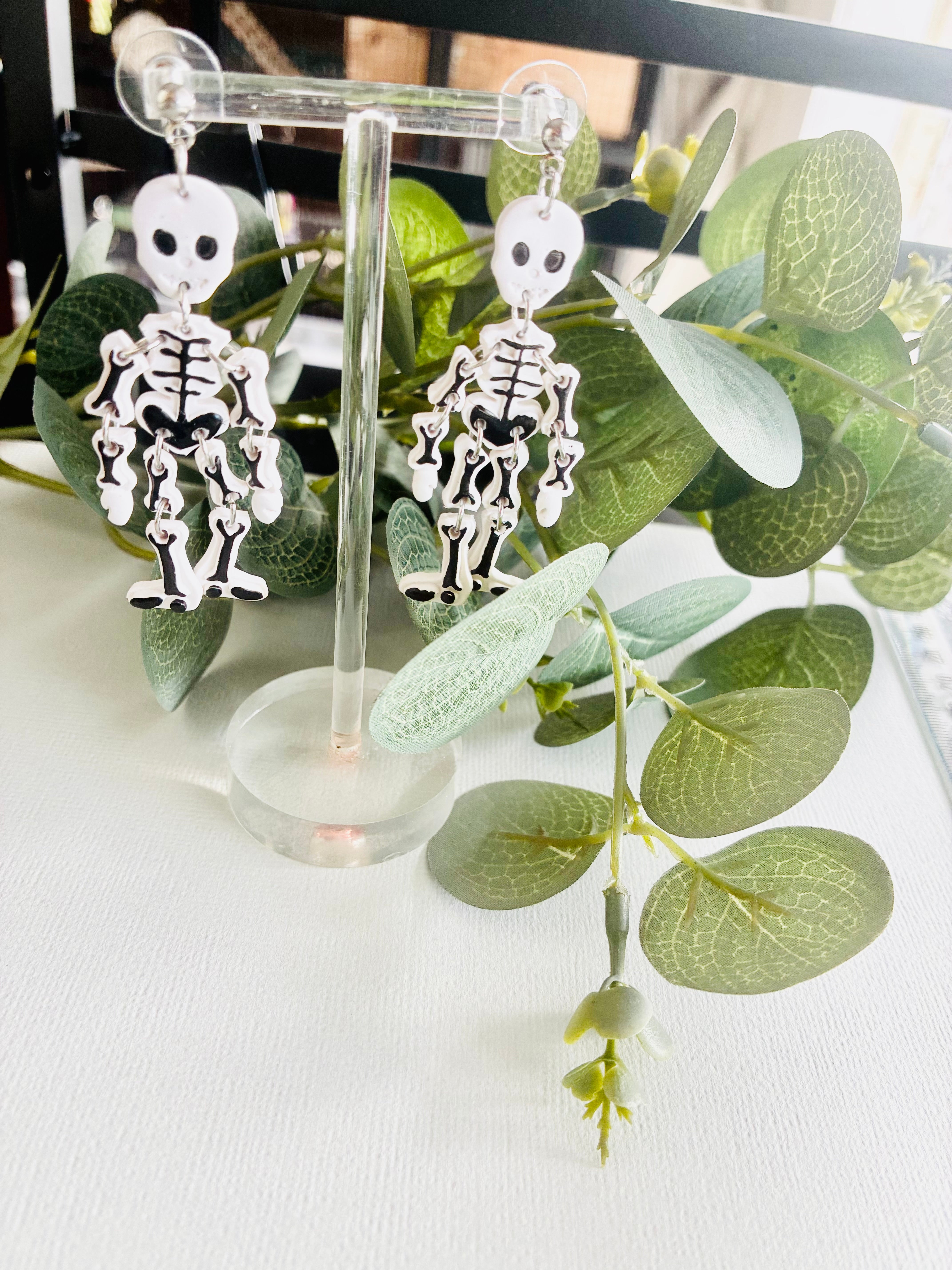 Spooky skeleton Earrings