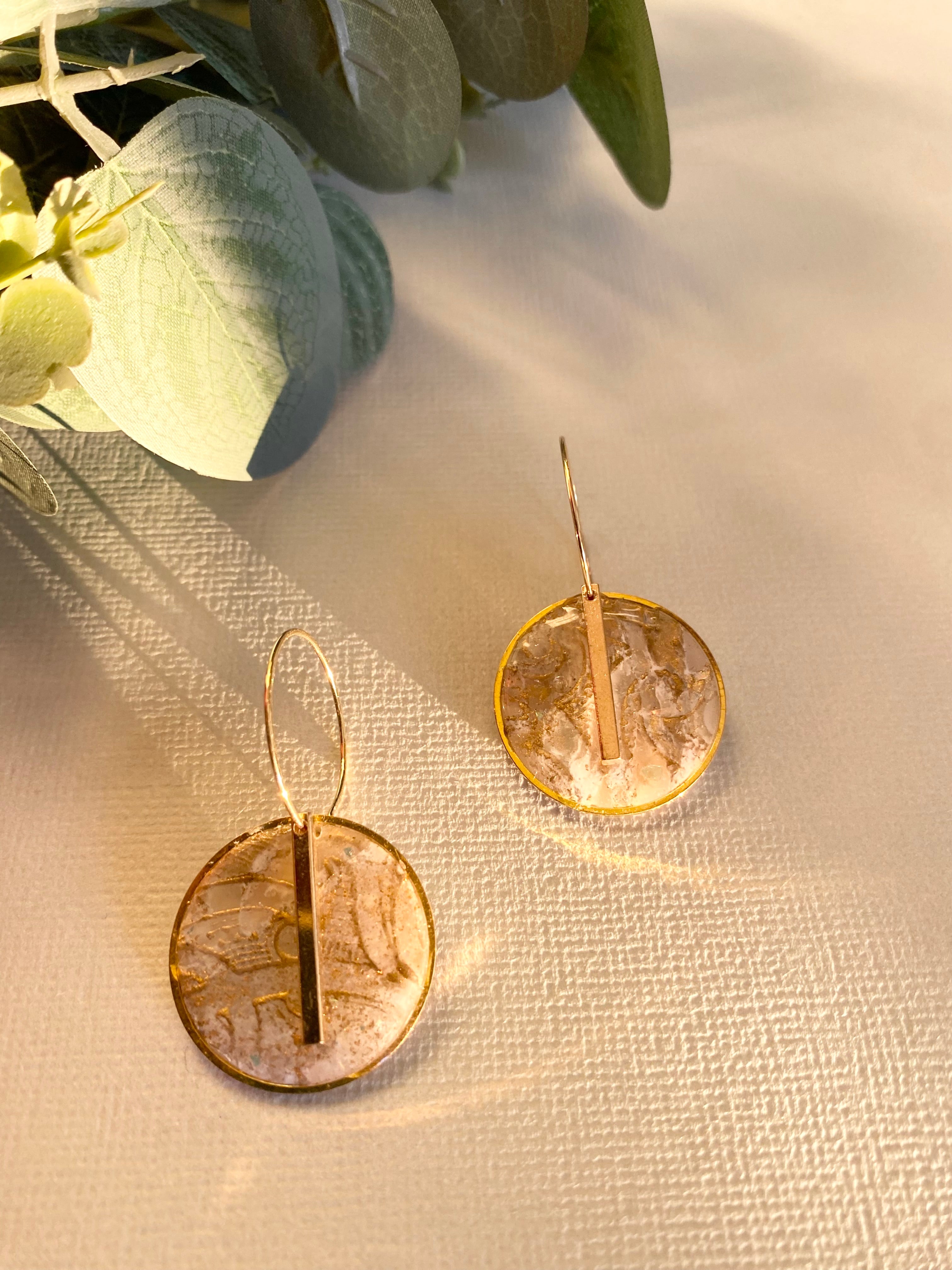 Simple boho round Hoops (white)