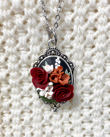 Antique Pendant oval red