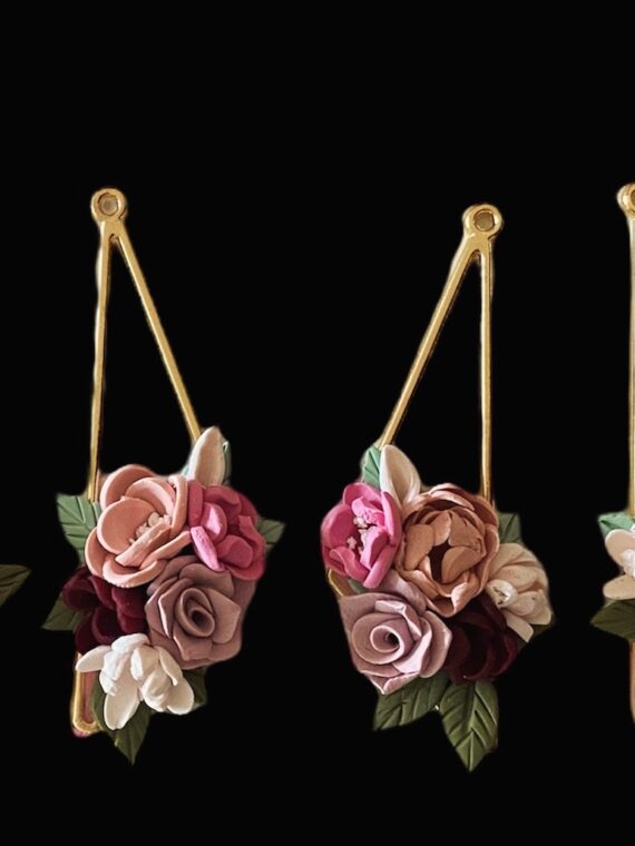Drop floral earrings