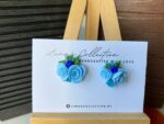 Mini floral earrings