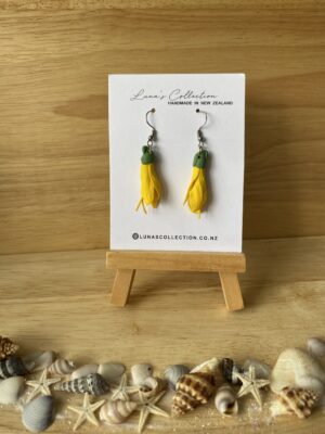 Kōwhai earrings